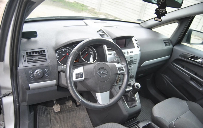 Opel Zafira cena 13900 przebieg: 339357, rok produkcji 2012 z Mogilno małe 301